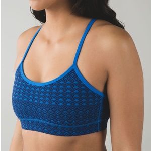 Lululemon | Flow Y sports bra with mesh back